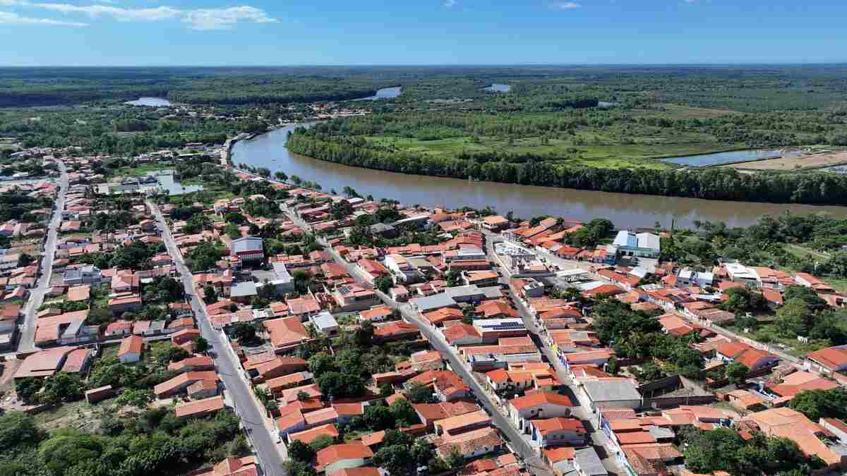 Bomba em Timon: rodoviária vira cenário do absurdo e Justiça enquadra Prefeitura após banheiro de deficientes virar depósito de lixo